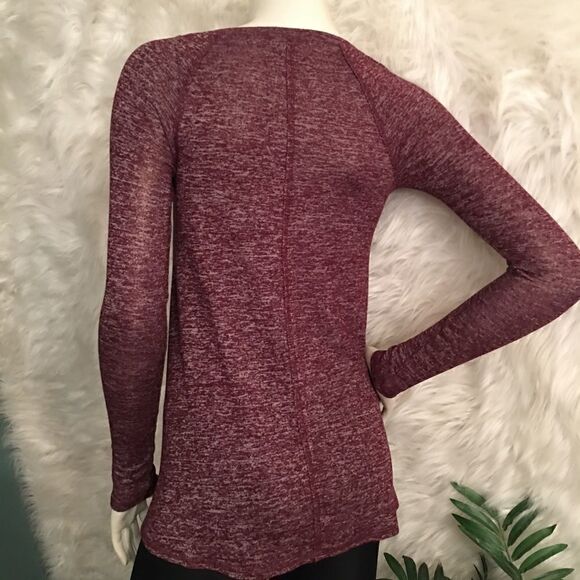 Hollister Comfy Flare out Tee - Picture 3 of 4